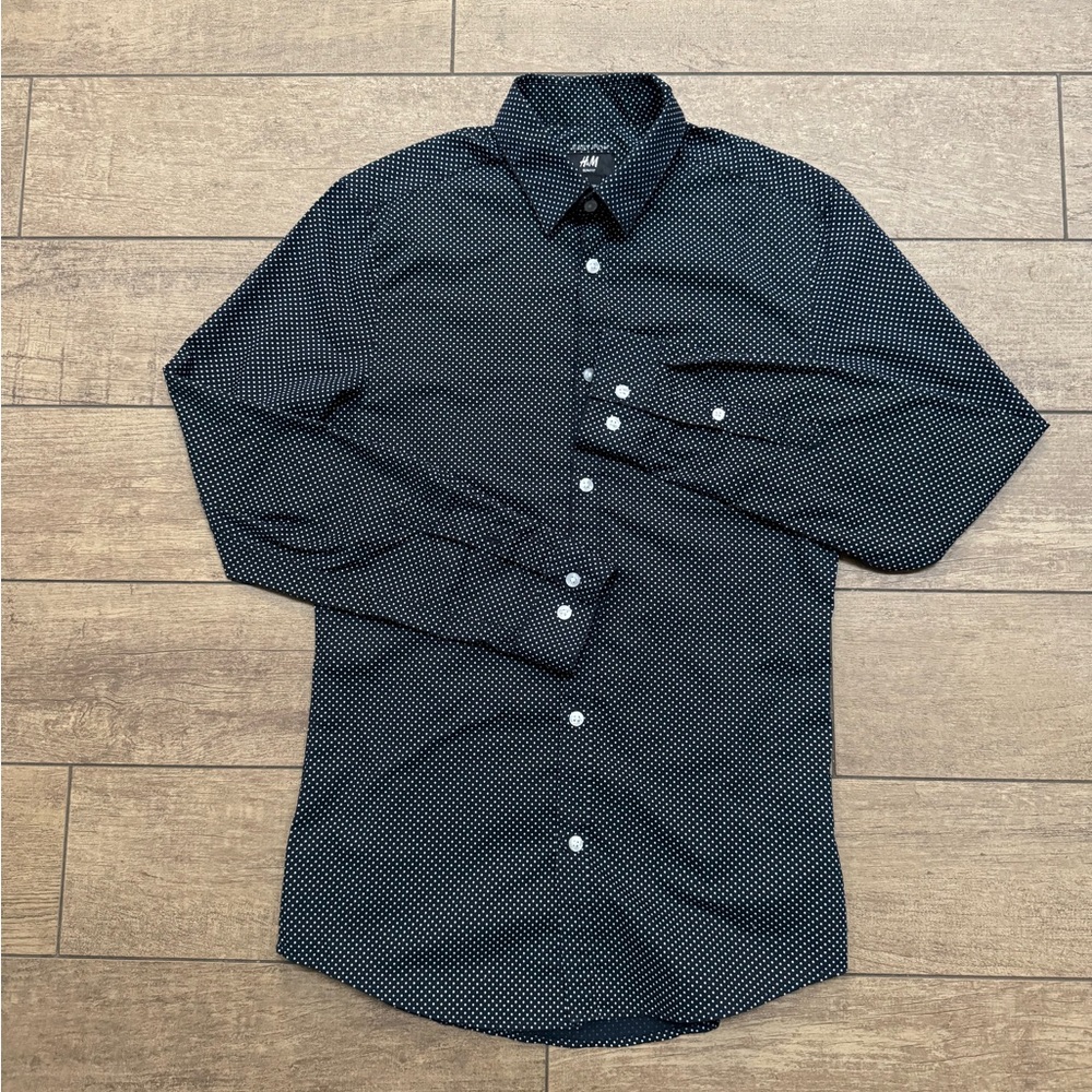 H&M Slim S Button-down - Navy Blue & White Polka Dots